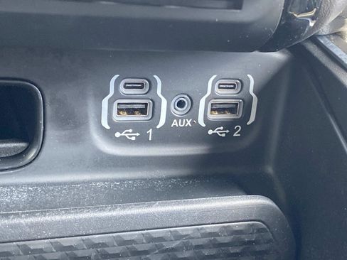 Used 2023 RAM 1500 Big Horn AWD/4WD image 33