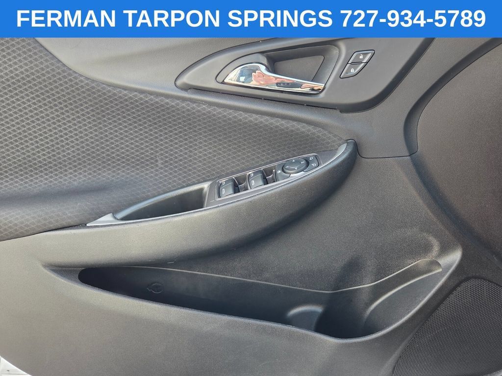 Used 2025 Chevrolet Malibu LT FWD image 25