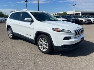 Used 2015 Jeep Cherokee Latitude FWD video 1