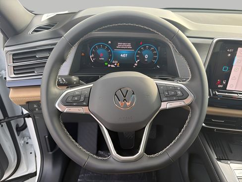 New 2026 Volkswagen Atlas Cross Sport SE AWD/4WD image 12