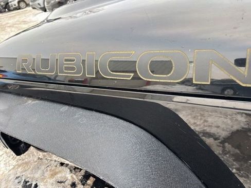 Used 2016 Jeep Wrangler Unlimited Rubicon image 41