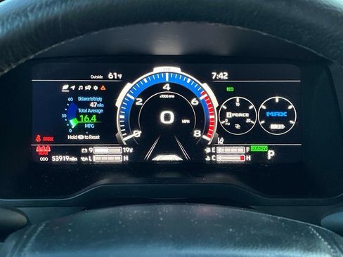 Used 2024 Toyota Tundra Limited AWD/4WD image 28