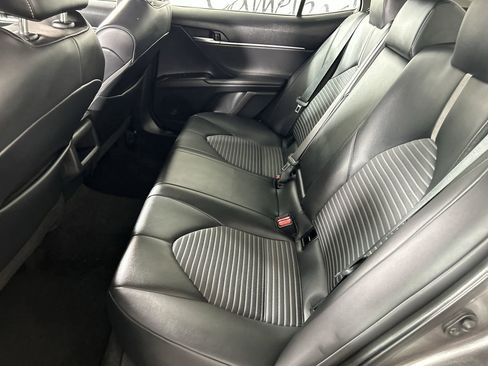 Used 2023 Toyota Camry SE image 23