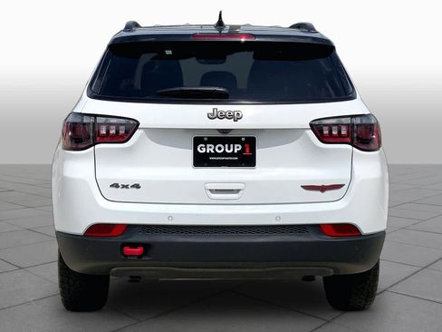 Used 2024 Jeep Compass Trailhawk AWD/4WD image 5