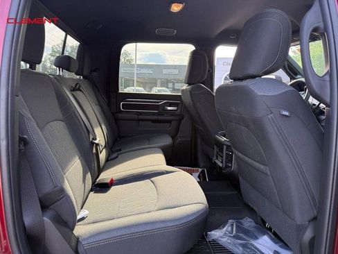 Used 2024 RAM 2500 Big Horn w/ Level 2 Equipment Group AWD/4WD image 12