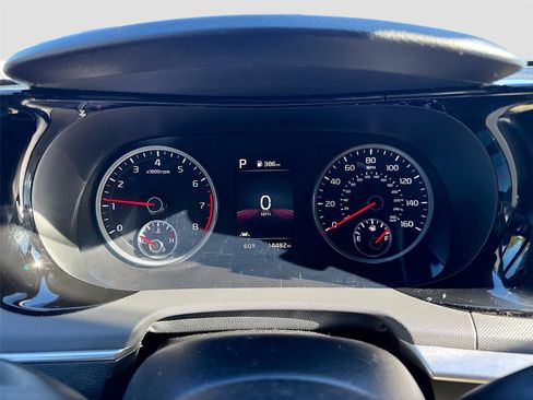 Used 2023 Kia K5 GT-Line w/ GT-Line Premium Package image 12