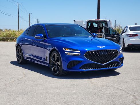 Used 2023 Genesis G70 2.0T w/ Sport Prestige Package RWD image 3