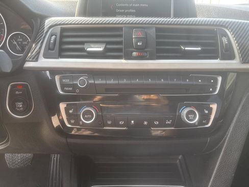 Used 2018 BMW 320i Sedan w/ Convenience Package image 14