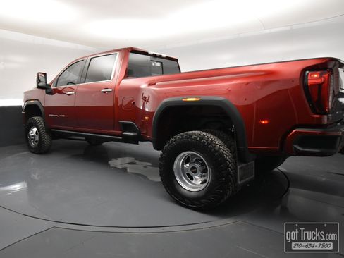 Used 2021 GMC Sierra 3500 Denali w/ Denali Ultimate Package image 4