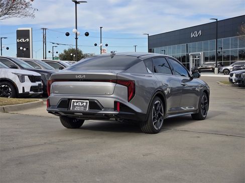 New 2025 Kia K4 GT-Line image 8