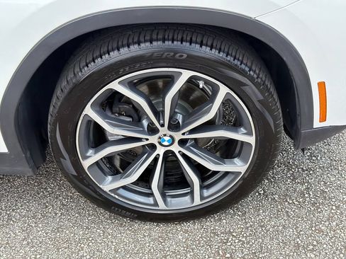 Used 2019 BMW X4 xDrive30i w/ Premium Package AWD/4WD image 12