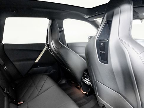 Used 2024 BMW iX M60 image 59