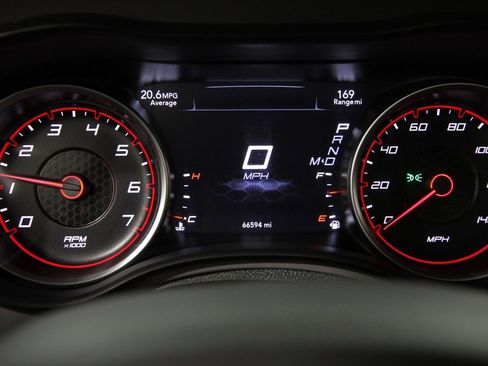 Used 2023 Dodge Charger SXT image 8