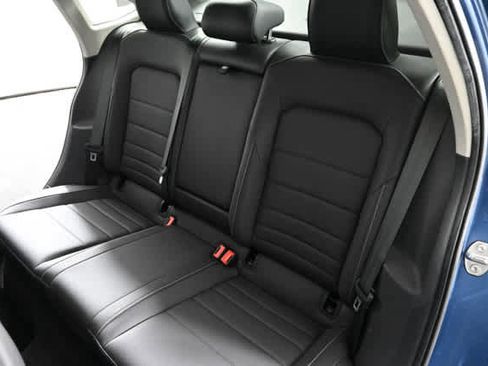 Used 2021 Volkswagen Jetta SE w/ SE Cold Weather Package image 12