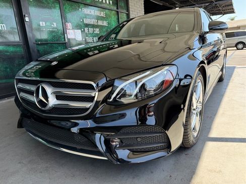 Used 2017 Mercedes-Benz E 300 image 3