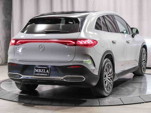 Certified 2023 Mercedes-Benz EQE 350+ SUV image 4