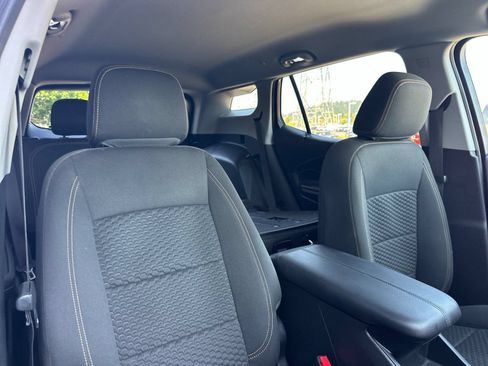 Used 2020 GMC Terrain SLE w/ Elevation Edition AWD/4WD image 16