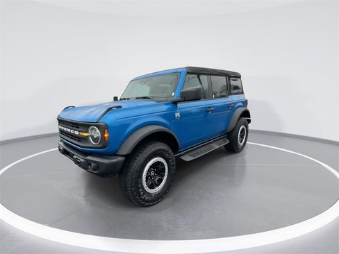 New 2025 Ford Bronco Big Bend w/ Black Diamond Package image 4
