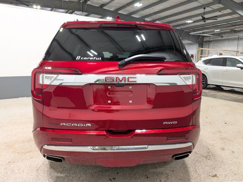 Used 2021 GMC Acadia Denali w/ Denali Technology Package image 4