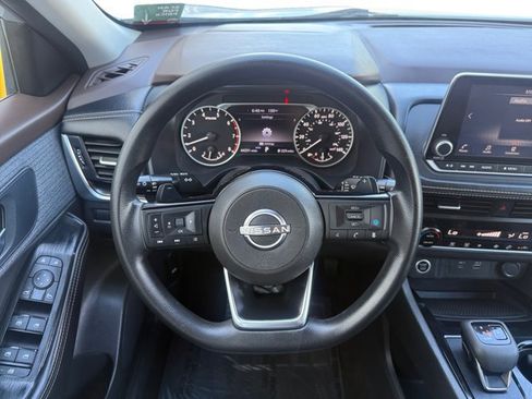 Used 2023 Nissan Rogue SV AWD/4WD image 14