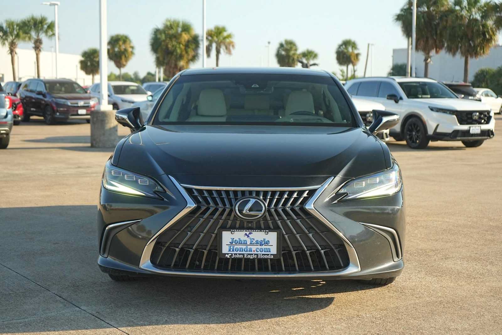 Used 2022 Lexus ES 350 Ultra Luxury w/ Accessory Package 2 FWD image 6