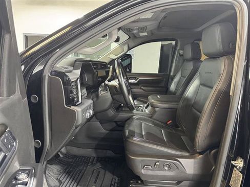 Used 2025 GMC Sierra 2500 Denali w/ Denali Reserve Package AWD/4WD image 12
