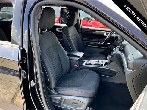 Used 2020 Ford Explorer XLT AWD/4WD image 28