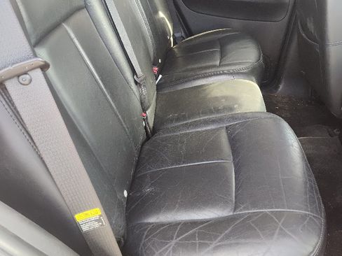 Used 2005 GMC Envoy Denali image 14