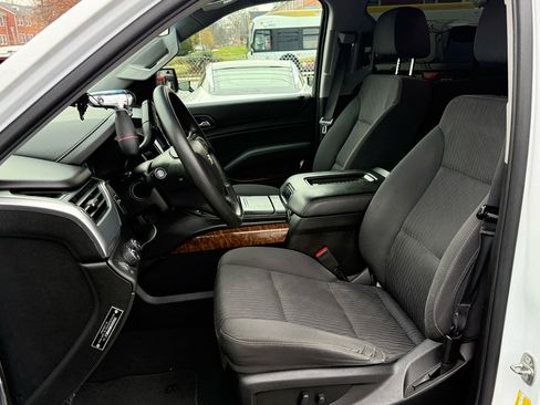 Used 2019 Chevrolet Tahoe 4WD image 2