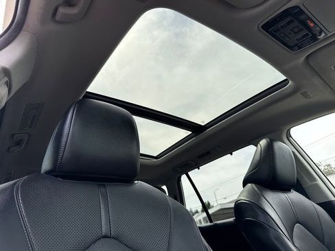 Used 2024 Toyota Grand Highlander AWD image 13