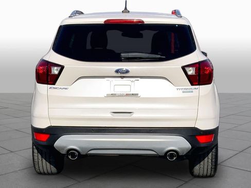 Used 2019 Ford Escape Titanium FWD image 5