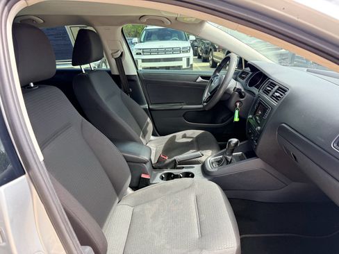 Used 2016 Volkswagen Jetta S FWD image 14