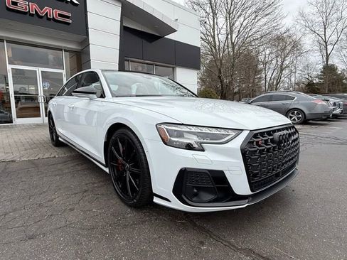 Used 2023 Audi S8 w/ S8 Executive Package image 7