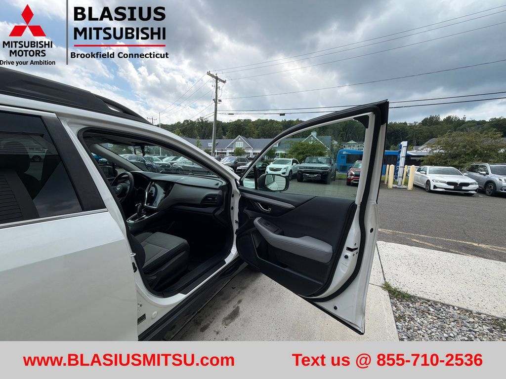 Used 2024 Subaru Outback Premium AWD/4WD image 52