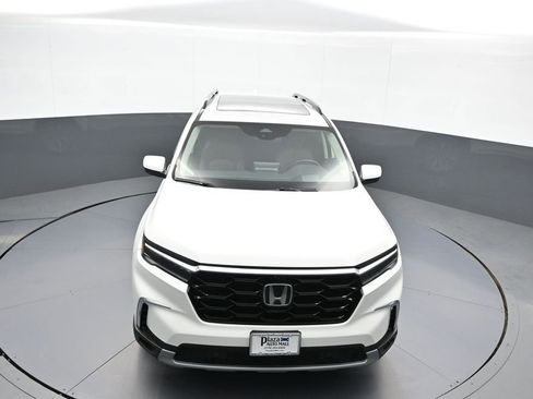 Certified 2023 Honda Pilot Elite image 37