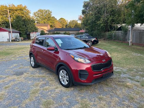 Used 2018 Kia Sportage LX image 11