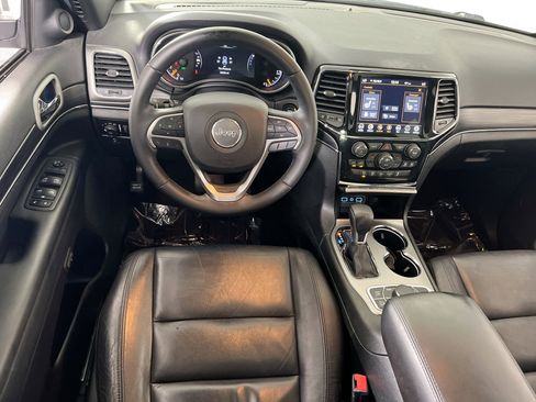 Used 2022 Jeep Grand Cherokee Limited image 20