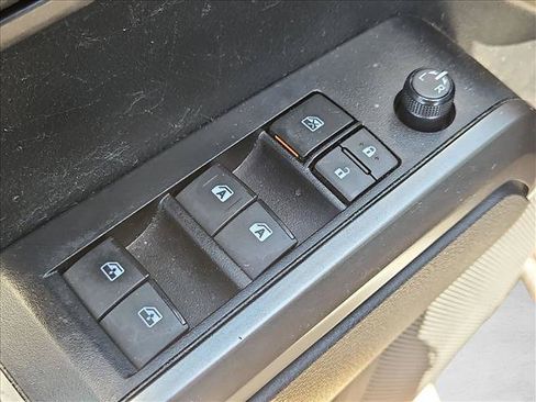 Used 2023 Toyota Tacoma SR5 w/ Black Out Package (TMS) RWD image 11