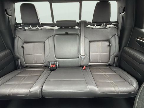 Used 2022 Chevrolet Silverado 1500 High Country w/ Technology Package image 26