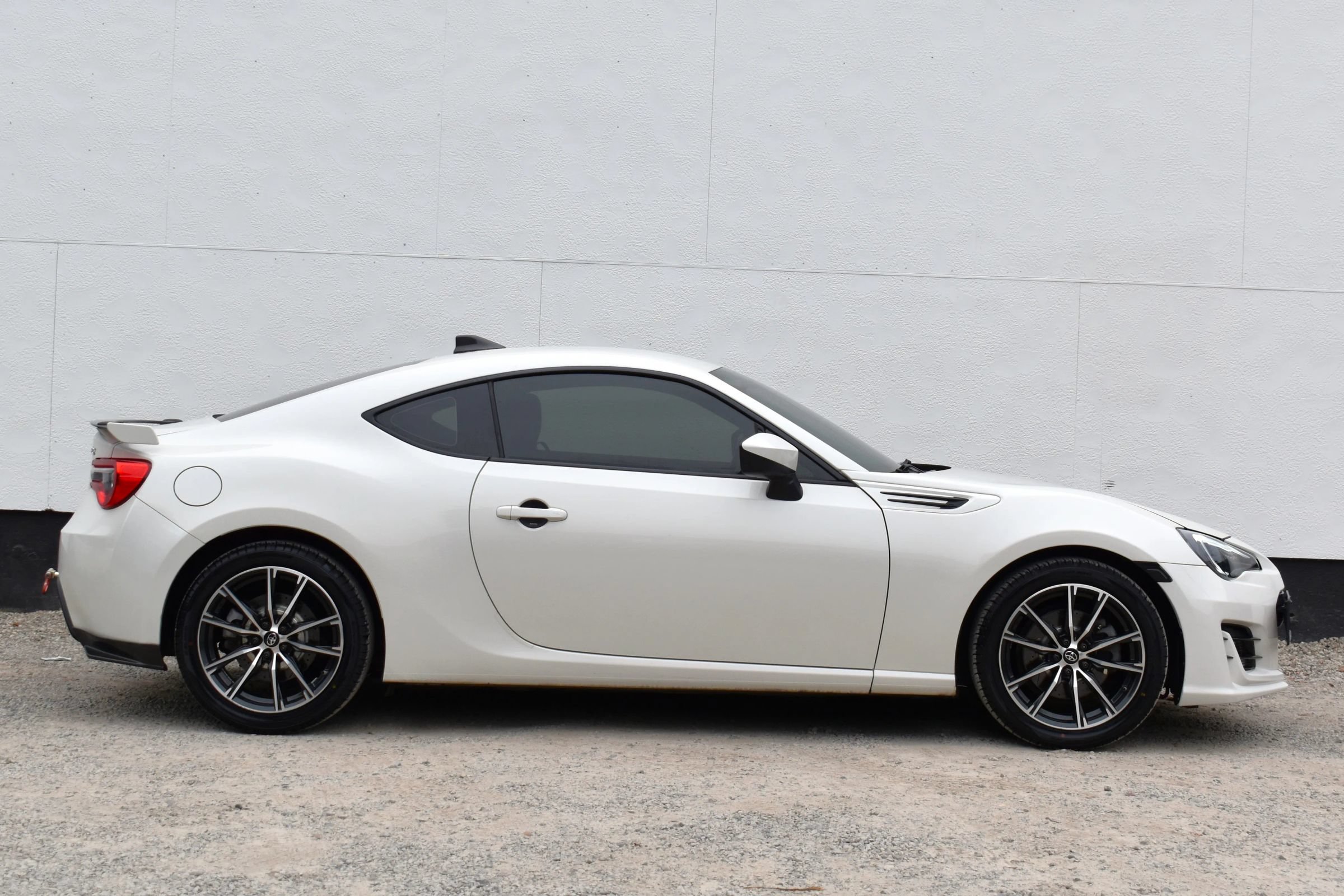 Used 2018 Subaru BRZ Limited RWD image 6