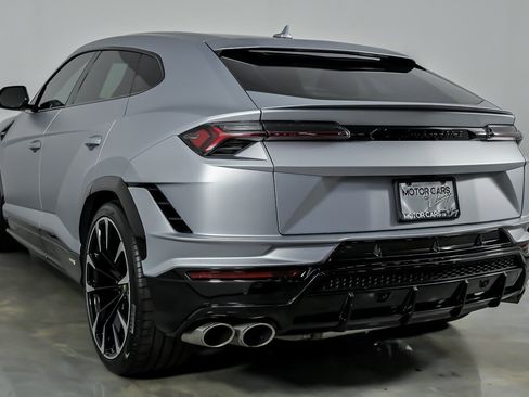 Used 2023 Lamborghini Urus S AWD/4WD image 10