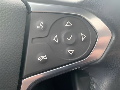 Used 2020 Chevrolet Traverse LT w/ LT Premium Package image 12