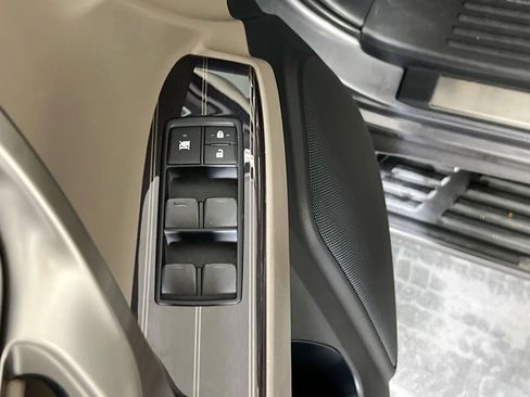 Used 2021 Lexus GX 460 Premium image 18