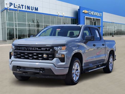 Certified 2024 Chevrolet Silverado 1500 Custom RWD image 2