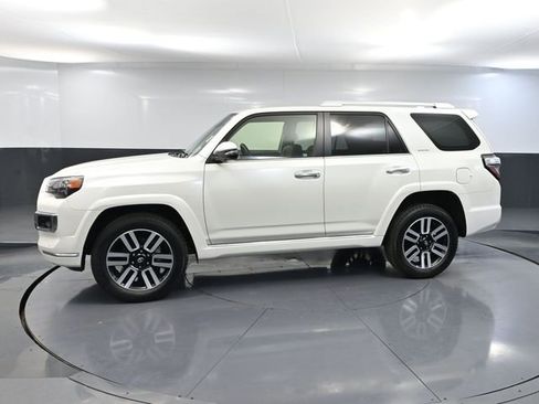 Used 2023 Toyota 4Runner Limited AWD/4WD image 11