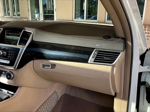 Used 2015 Mercedes-Benz ML 400 4MATIC image 19