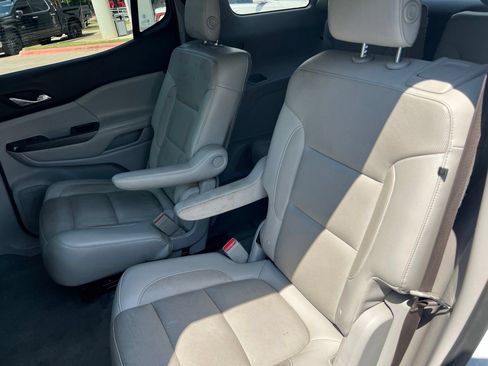 Used 2019 GMC Acadia SLT FWD image 22