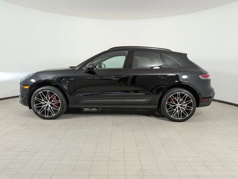 Certified 2025 Porsche Macan S AWD/4WD image 2