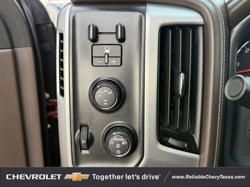 Used 2018 GMC Sierra 1500 SLT AWD/4WD image 25