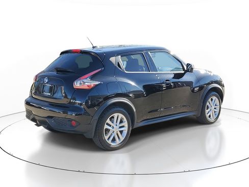 Used 2015 Nissan Juke SV w/ Technology Package image 4